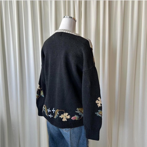 Vintage Hand Knit Floral Embroidered Chunky Sweater Cottagecore Knitwear Medium. - Picture 5 of 8